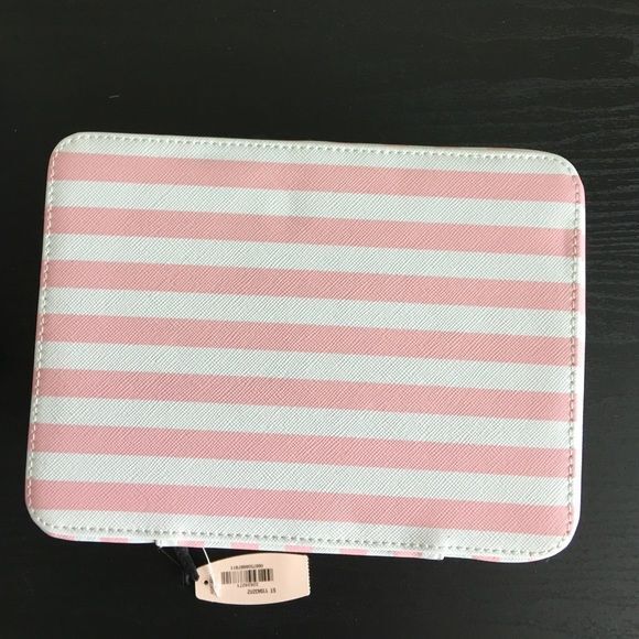 Travel case - Picture 4 of 4